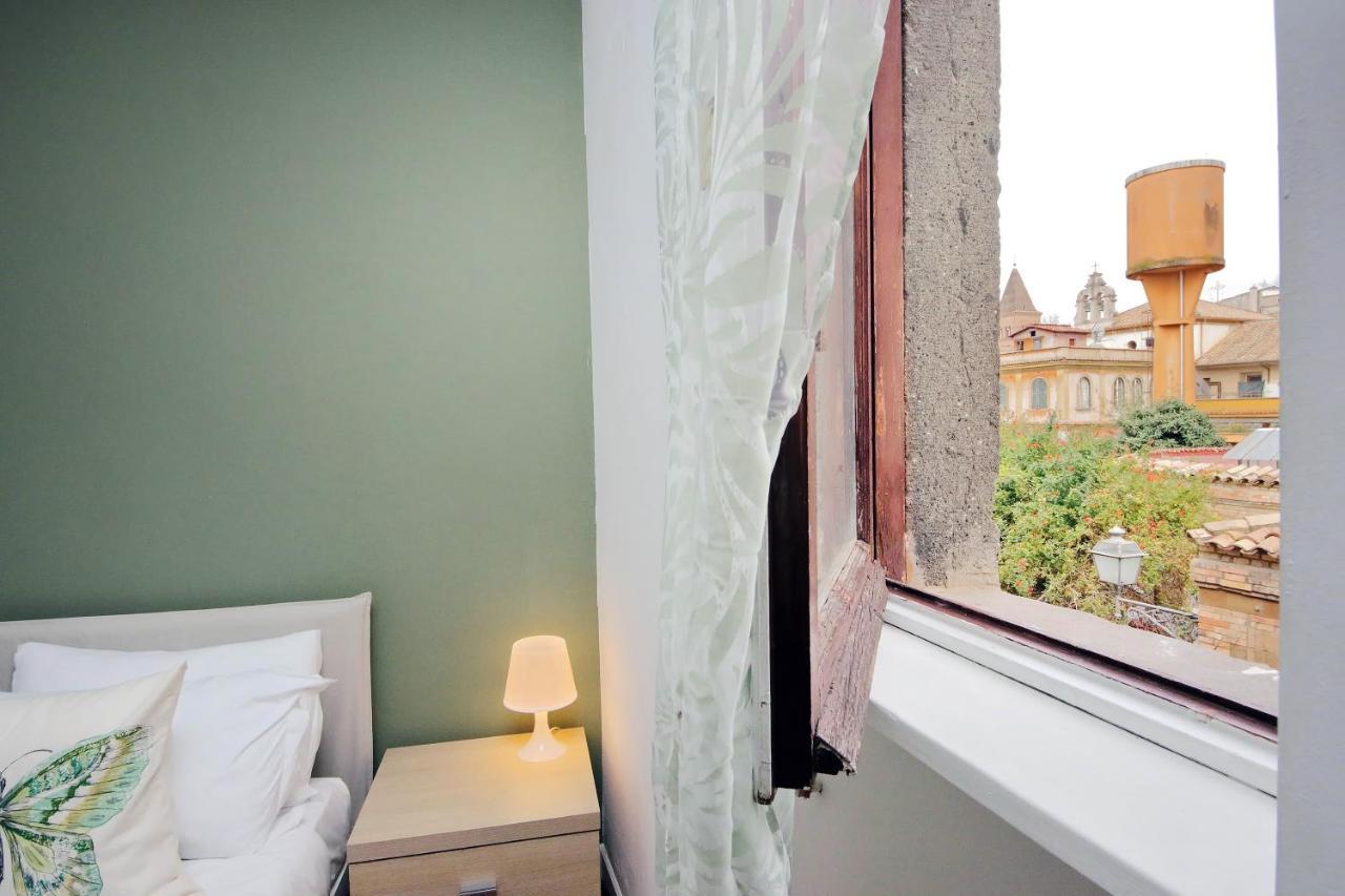 Trastevere Charming Loft Apartment โรม ภายนอก รูปภาพ