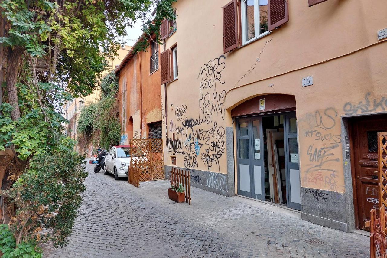 Trastevere Charming Loft Apartment โรม ภายนอก รูปภาพ